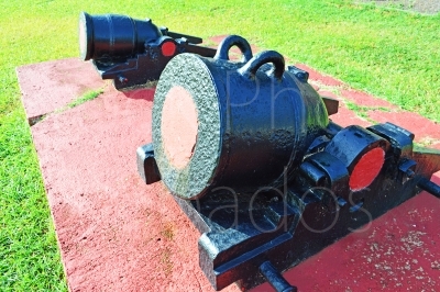 Small Cannons 
